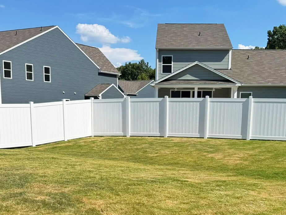 Residential Fence Contractor - Denver North Carolina