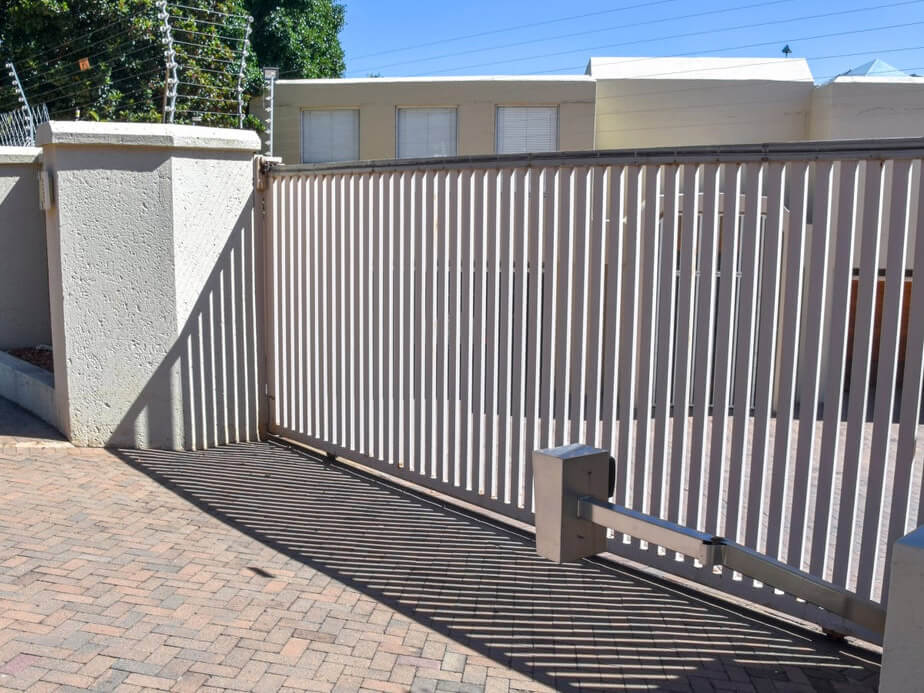 Automated gate contractor in Denver North Carolina